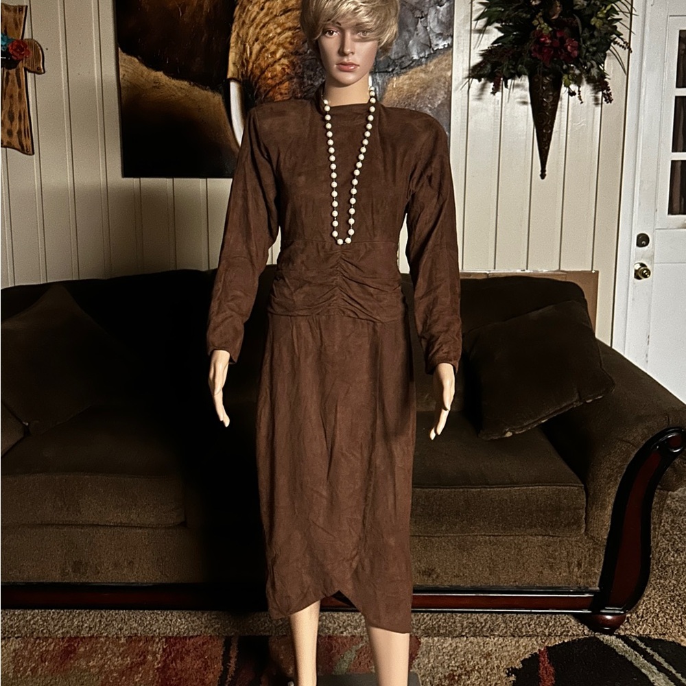 Ruth Wagner Vintage (USA) ~ Women’s Size 6 ~ Brown Velcro Genuine Leather Dress